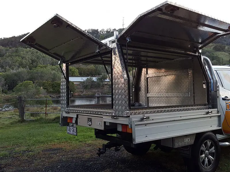 Are premium quality gas struts and rubber seals worth the extra money? - 1