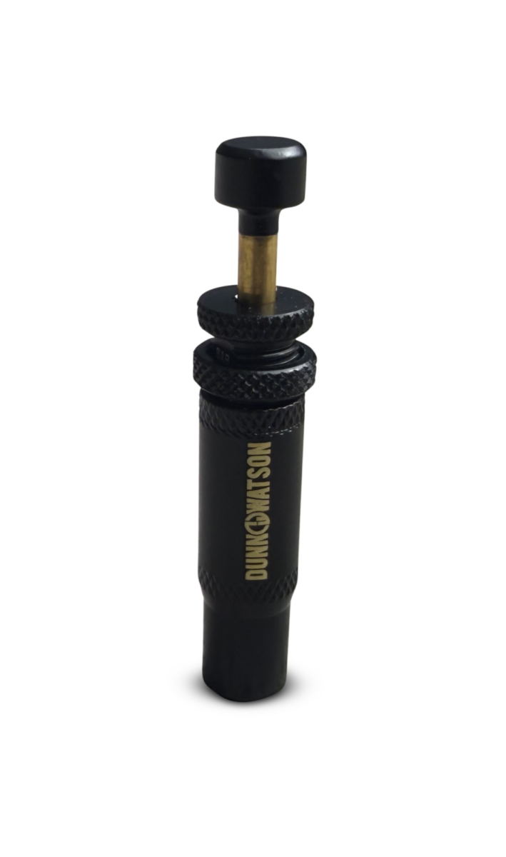 AUTOMATIC TYRE DEFLATOR FOUR PACK SHOWING RELEASE VALVE LIFTED