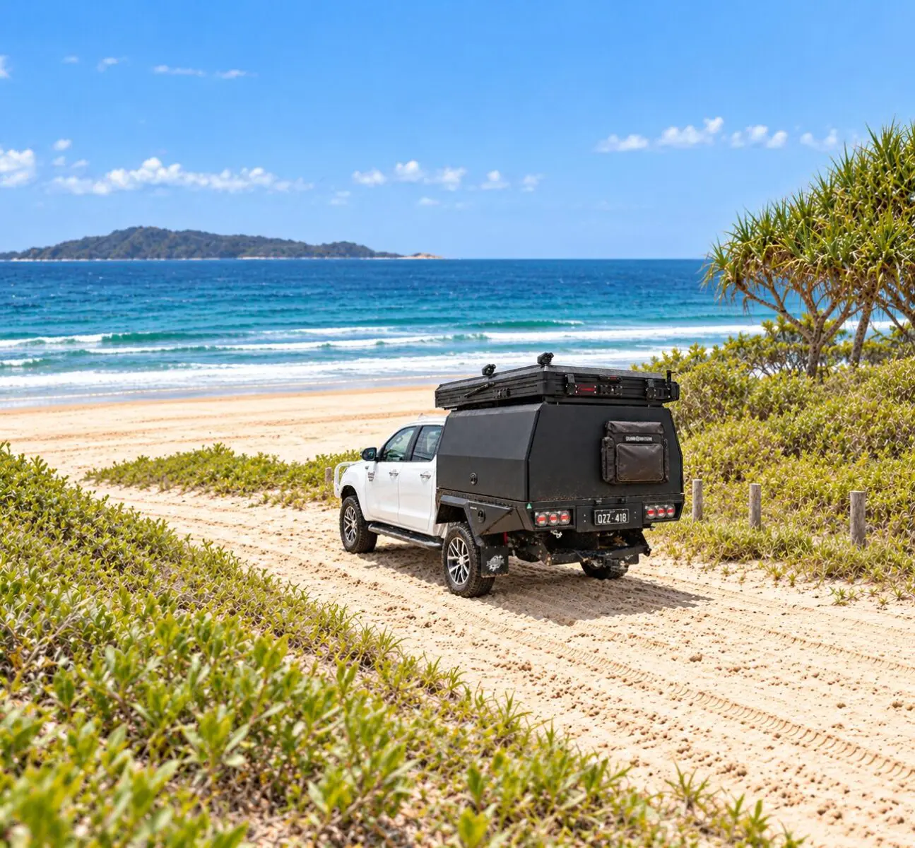 Canopy Wall Bag On 4wd On The Beach.